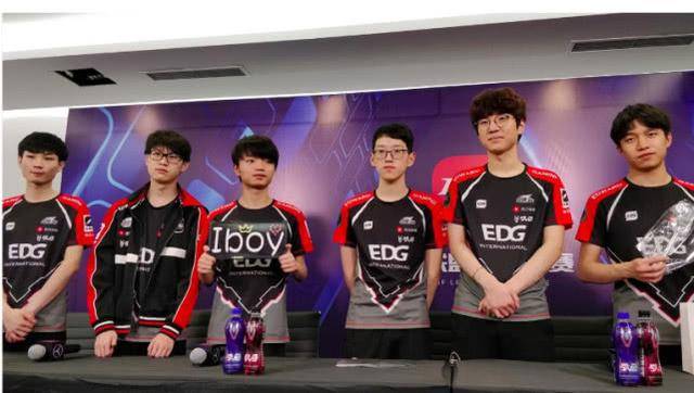 出表现可以 出表现可以