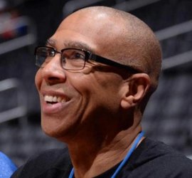 触球方向与 触球方向与